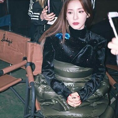 SANDARAPRINT's tweet photo. Been a year since "Spring" was released. Forever thankful that Bom came back to us stronger with this masterpiece and she even featured our Dara 💖 #OneYearWithSpring https://t.co/nBE6T6u84e