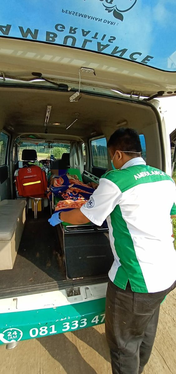 ambulancemalangstrudel tweet media