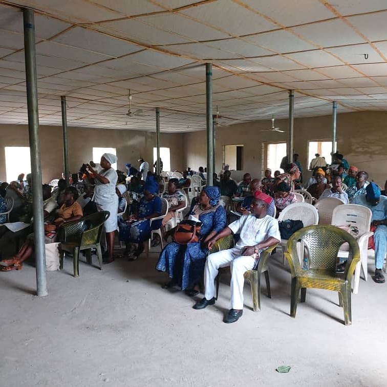 hon_page's tweet photo. AT ODEDA LGA EDUCATION AUTHORITY ON THURSDAY 12, 2020 TO SENSITISE STAFF ON  CORONAVIRUS.
@OGSGofficial @Fmohnigeria https://t.co/b6jLb6KqAt