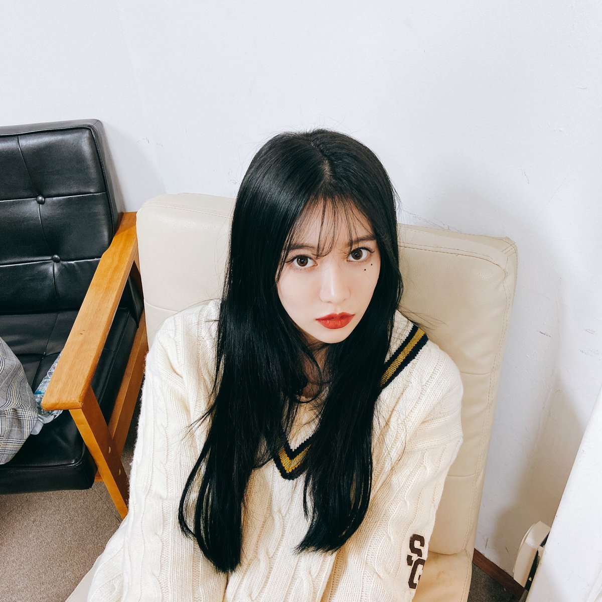 genieoriginal's tweet photo. [📷] For 유비✨ #희나피아 심쿵콤보 내일 밤 7pm Gems 트윗/유튭 구독해 놓고 놓치지 말기🥰🥰 @HINAPIAofficial #HINAPIA

Coming soon ▶https://t.co/pRyGGeZf6z https://t.co/TpBYGQloqV