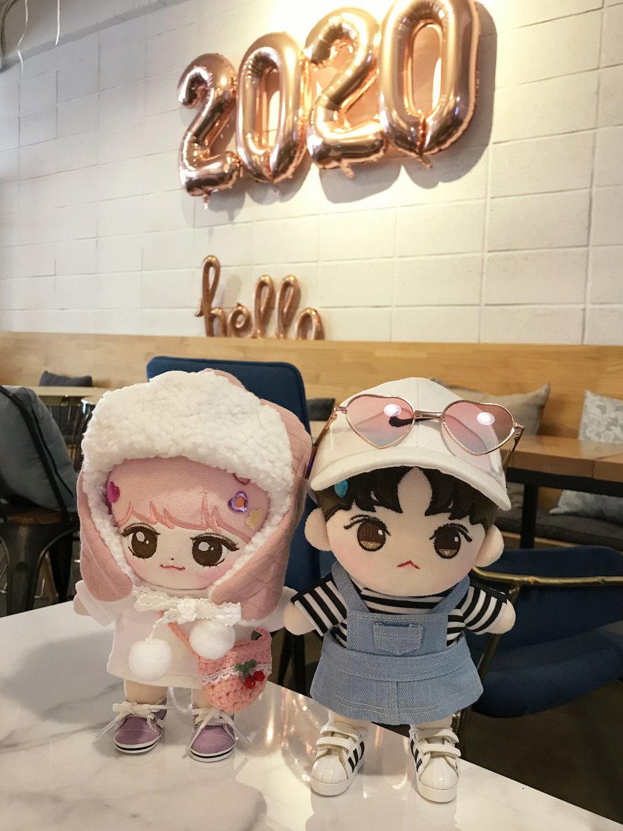 QUEENchoimango's tweet photo. 뉑 우린 칭구칭긔 핑크렌과 망고야 https://t.co/WFCpPagIqK