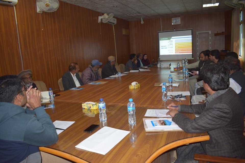 BRSP_Pakistan's tweet photo. BRSP under #BRACEProgramme funded by @EUPakistan facilitated a Joint District Development Committee #JDDC, meeting at district #Khuzdar chaired by DC Khuzdar Mr. Tufail Baloch, & a large number of stakeholders from Civil Society & Government Officials participated. https://t.co/rQNEvN0c1M