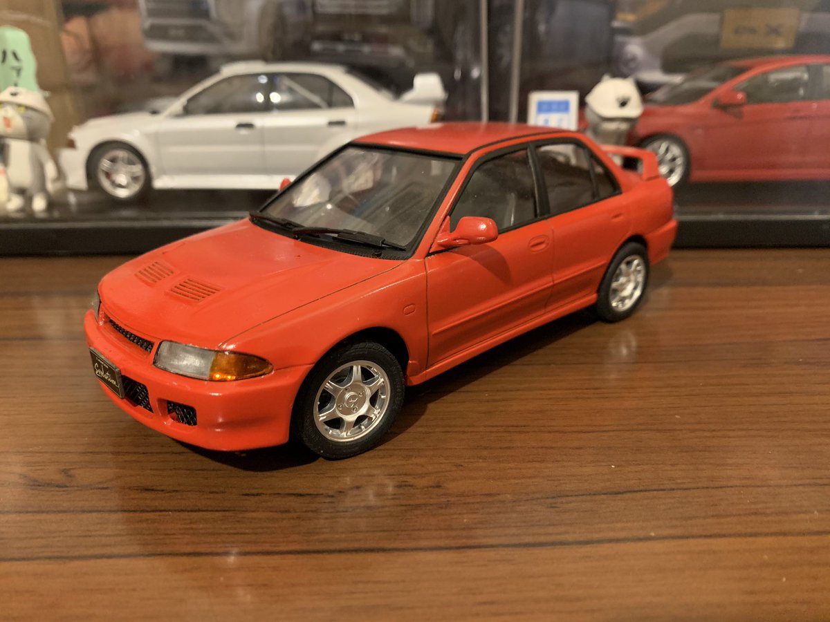 CT9W_EVO's tweet photo. リメイクしたものが完成🤔
ハセガワ CD-8 三菱 ランサーGSRエボリューション
いわゆるエボ1
👀ボディを塗装し直しただけで内装はそのまま😓
また再販されれば良いのだが😅
#プラモデル
#ハセガワ
#ランエボ
#ランサーエボリューション
#CD9A https://t.co/nw2LoSlEtE