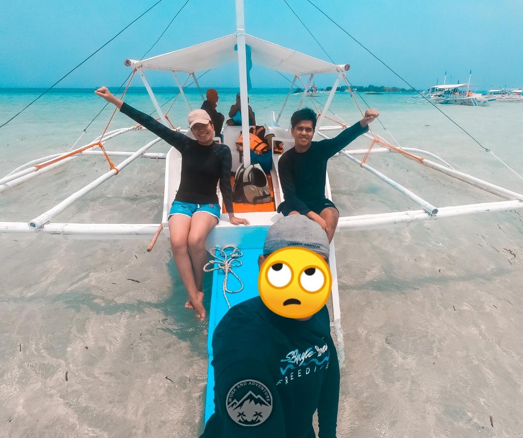 adventure_work's tweet photo. Yan tayo eh, only tour guides and third wheels can relate. #tourguidefeels #ThirdWheelFeels #ThirdWheelGoals
.
#discoverphilippines #explorephilippines #pinoyexplorer #WorkAndAdventure #exploreph #explorephilippines #lostinph #itsmorefuninthephilippines #wanderlustXL #GoPro https://t.co/KDgegQcfA4
