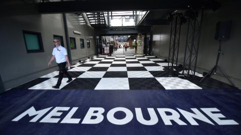 jdrkarting's tweet photo. F1 team members in quarantine after coronavirus test at Australian GP https://t.co/nMltFj68Rz #news https://t.co/mVPr6mhQHW