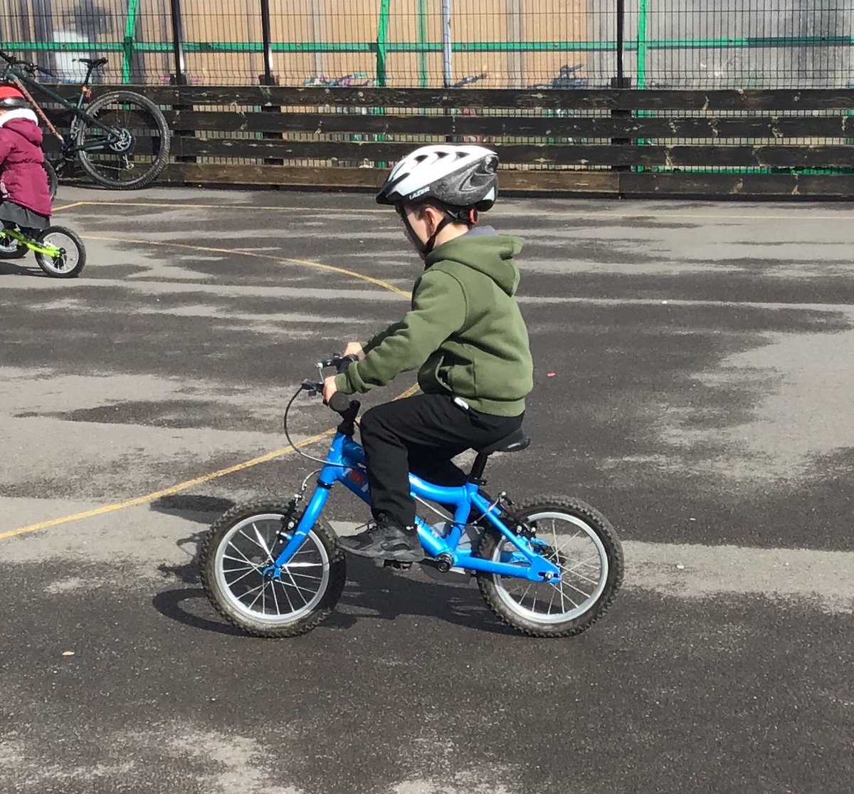 EyfsLakeside's tweet photo. Class RS loved balancability yesterday #FitForLakeside @123FmyL https://t.co/fBlwEBMP0T