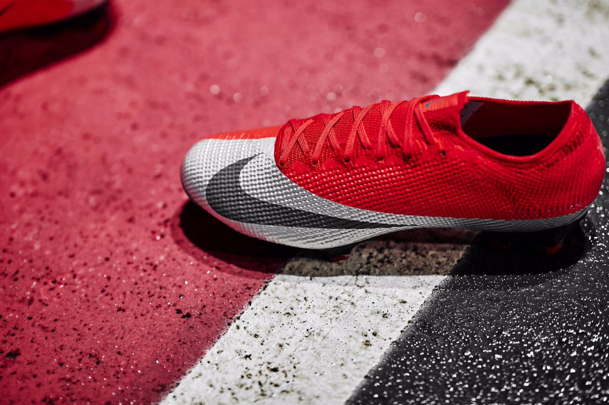 2009 mercurial vapor superfly