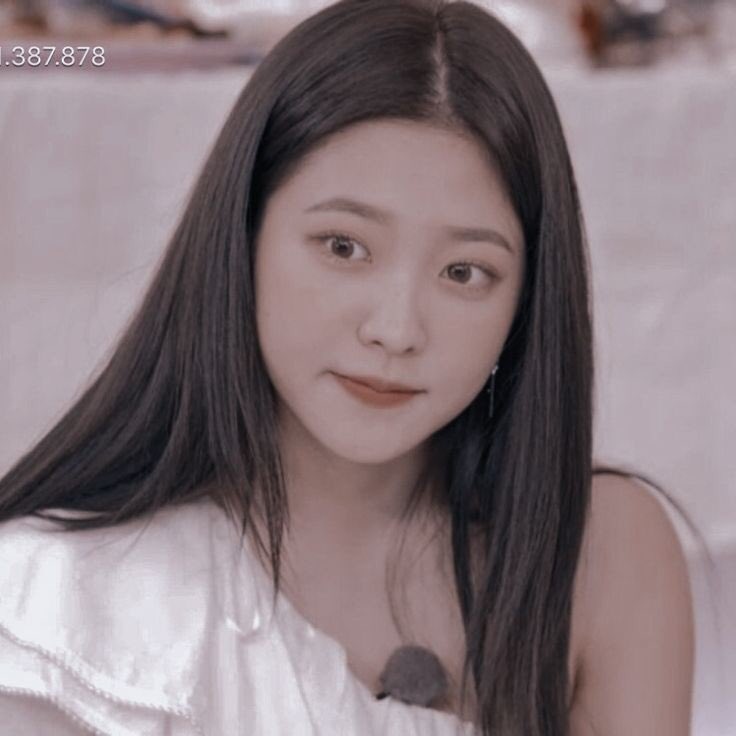 yerilooks's tweet photo. low quality of yeri's brown hair https://t.co/tB0Bda978x