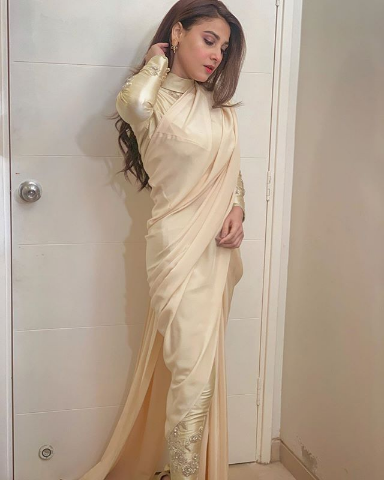 zaccollin2's tweet photo. who is most beautiful
#ayezakhan #mahirakhan #mayaali #sarahkhan #MawraHocane #urwahocane #SajalAli #saboorali #haniamir #pareyhutlove #noorkhan #bandkhirkiyan #deewareshab #AimanKhan #iqraaziz #SabaQamar #sanajaved #sanambaloch #minalkhan #sanamsaeed #aimabaig #hiramani https://t.co/YqajrlEAFr