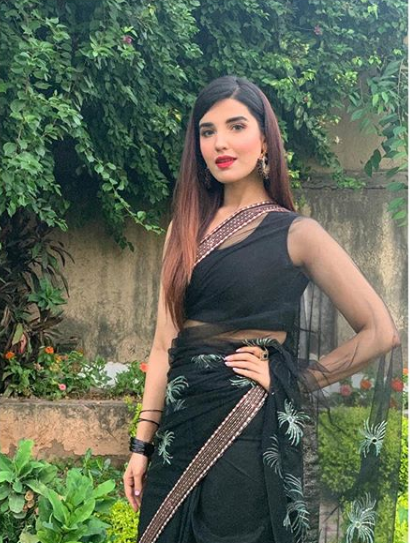 zaccollin2's tweet photo. who is most beautiful
#ayezakhan #mahirakhan #mayaali #sarahkhan #MawraHocane #urwahocane #SajalAli #saboorali #haniamir #pareyhutlove #noorkhan #bandkhirkiyan #deewareshab #AimanKhan #iqraaziz #SabaQamar #sanajaved #sanambaloch #minalkhan #sanamsaeed #aimabaig #hiramani https://t.co/YqajrlEAFr