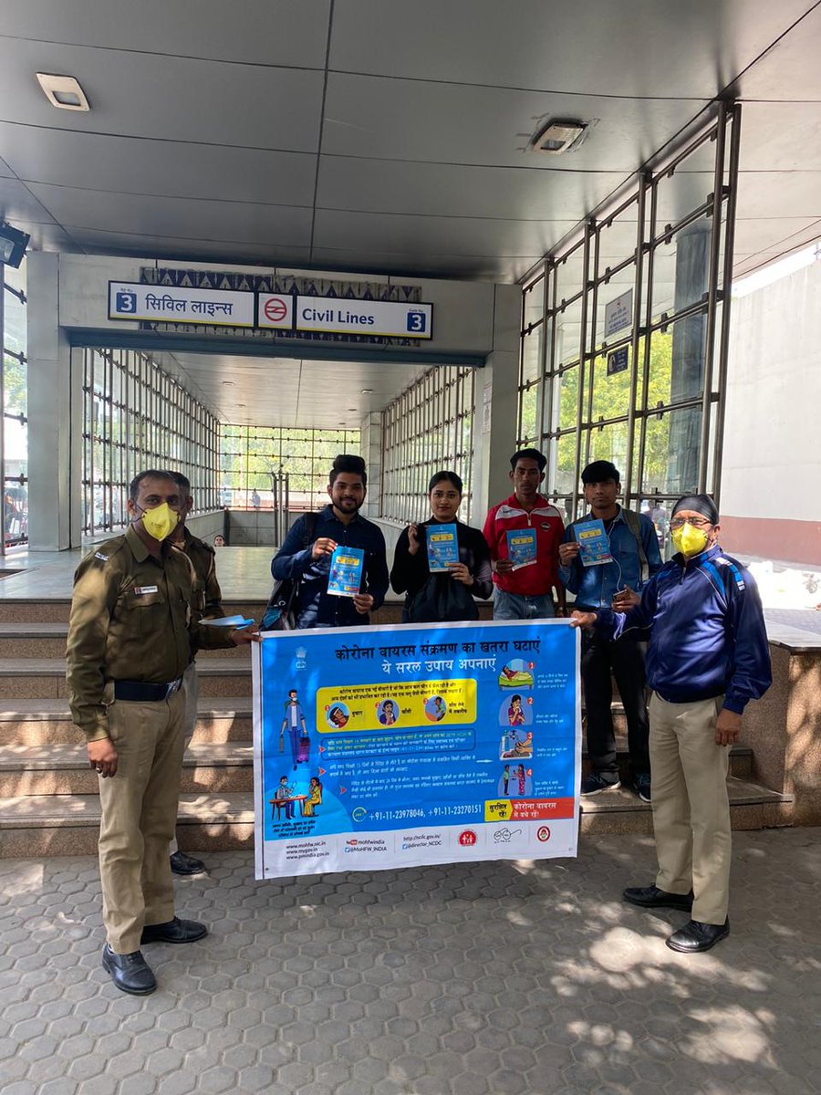 DMCentralDelhi's tweet photo. "We'll fight against you together, we'll defeat you definitely"
An Awareness Campaign against Covid-19 at 5 Sham Nath Marg and Civil Line Area with the help of CDVs/Qrt/ DDMA Staff.
 “ Stay Protected and Stay Safe from Coronavirus!"
@htTweets @times
#coronavirusindia #Covid_19 https://t.co/nxH0yGOfP1