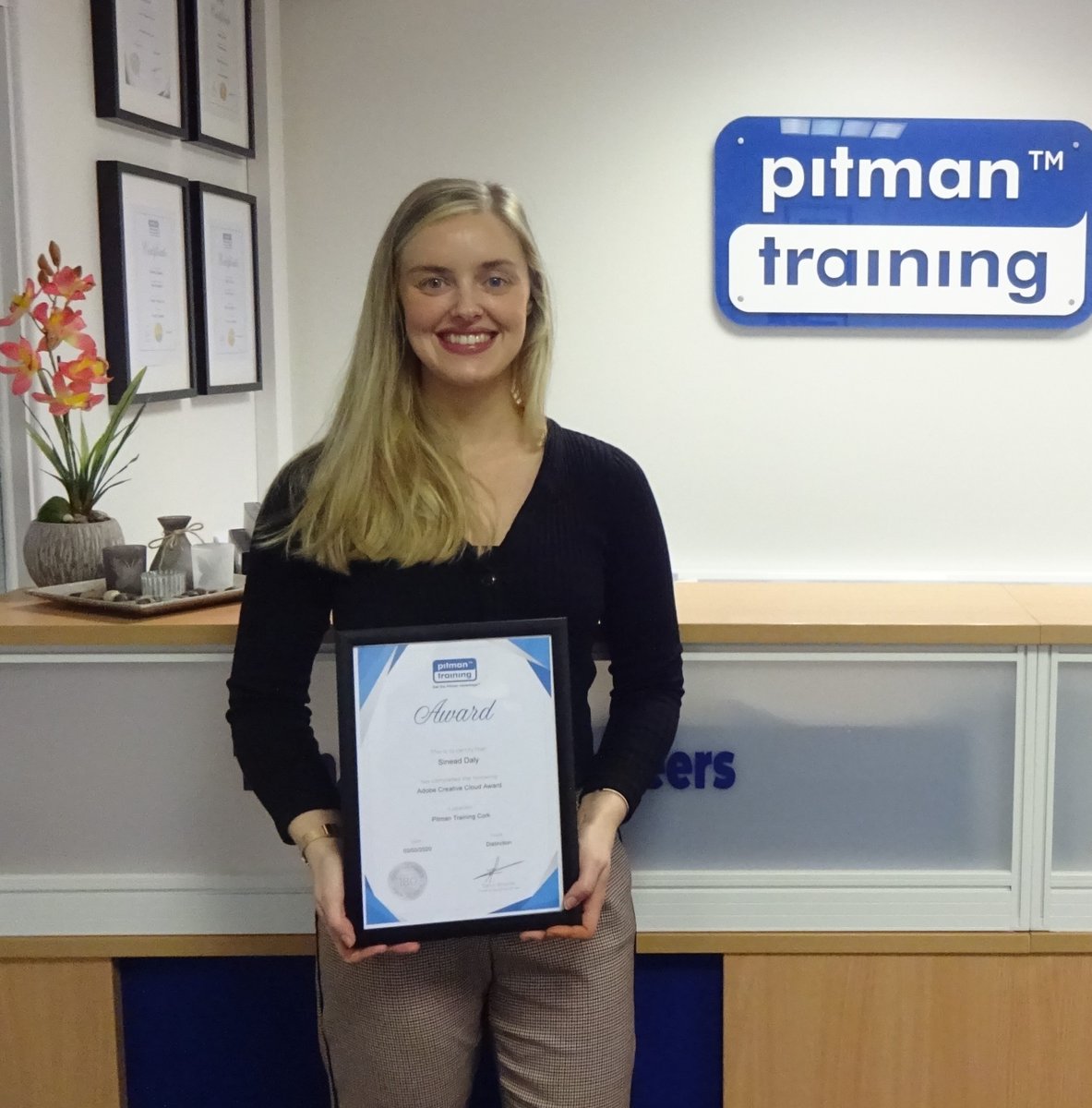 PitmanTrainCork's tweet photo. π Congratulations to Sinead Daly who has graduated from Pitman Training after completing an Adobe Creative Cloud Award and received a Distinction!! π
#HappyFriday #StudentGraduations #Adobe #Courses #Career #UpSkill #Jobs #Cork #PitmanTrainingCork https://t.co/PapY6hX6nP