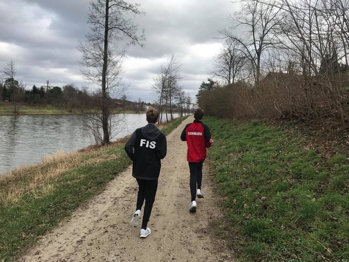 MBSoendberg's tweet photo. We are all still working from home... and looking at the bright side, we get to spend great time together. I’m impressed with the online learning from the school. I also learn a lot🤣 this morning we had PE #familytime #onlinelearning #sportincluded https://t.co/S47JiwhVJL