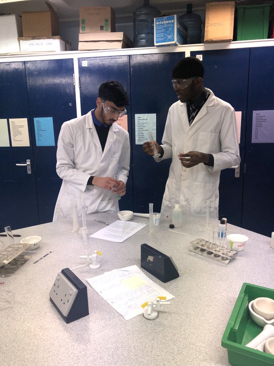 BlueCoatCofE's tweet photo. Our y13 students have been busily doing their BTEC coursework practicals in the lab in recent days! #BCScience https://t.co/GJI3JpRSCk