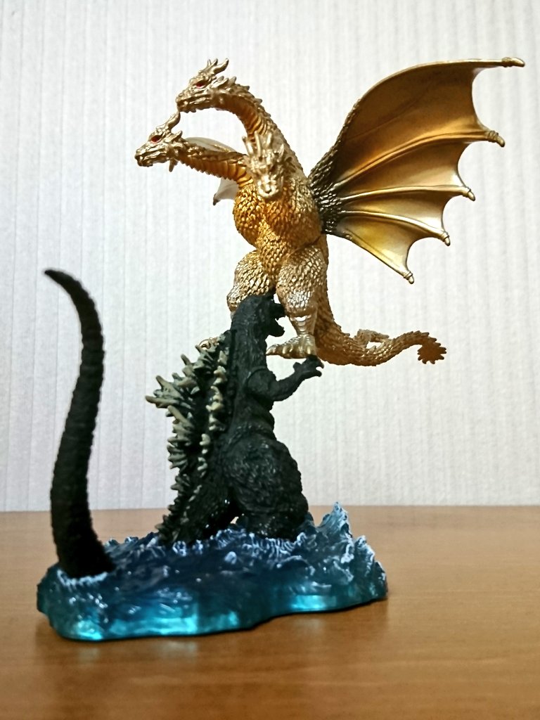 E Cザワー 最後 キングギドラ 01 多分 Hgゴジラ 千年竜王 キングギドラ 翼や尻尾が接着されてましたが 気にしません 先程のゴジラといい 情報に自信がないので 間違っていたらゴメンなさい E Cザワー 最後 キングギドラ 01 多分 Hgゴジラ 千年竜王 キングギドラ 翼や尻尾が接着されてましたが 気にしません 先程のゴジラといい 情報に自信がないので 間違っていたらゴメンなさい