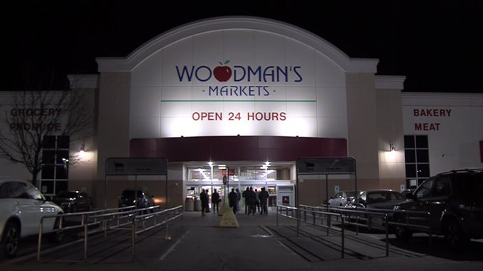 what stores are open 24 hours today