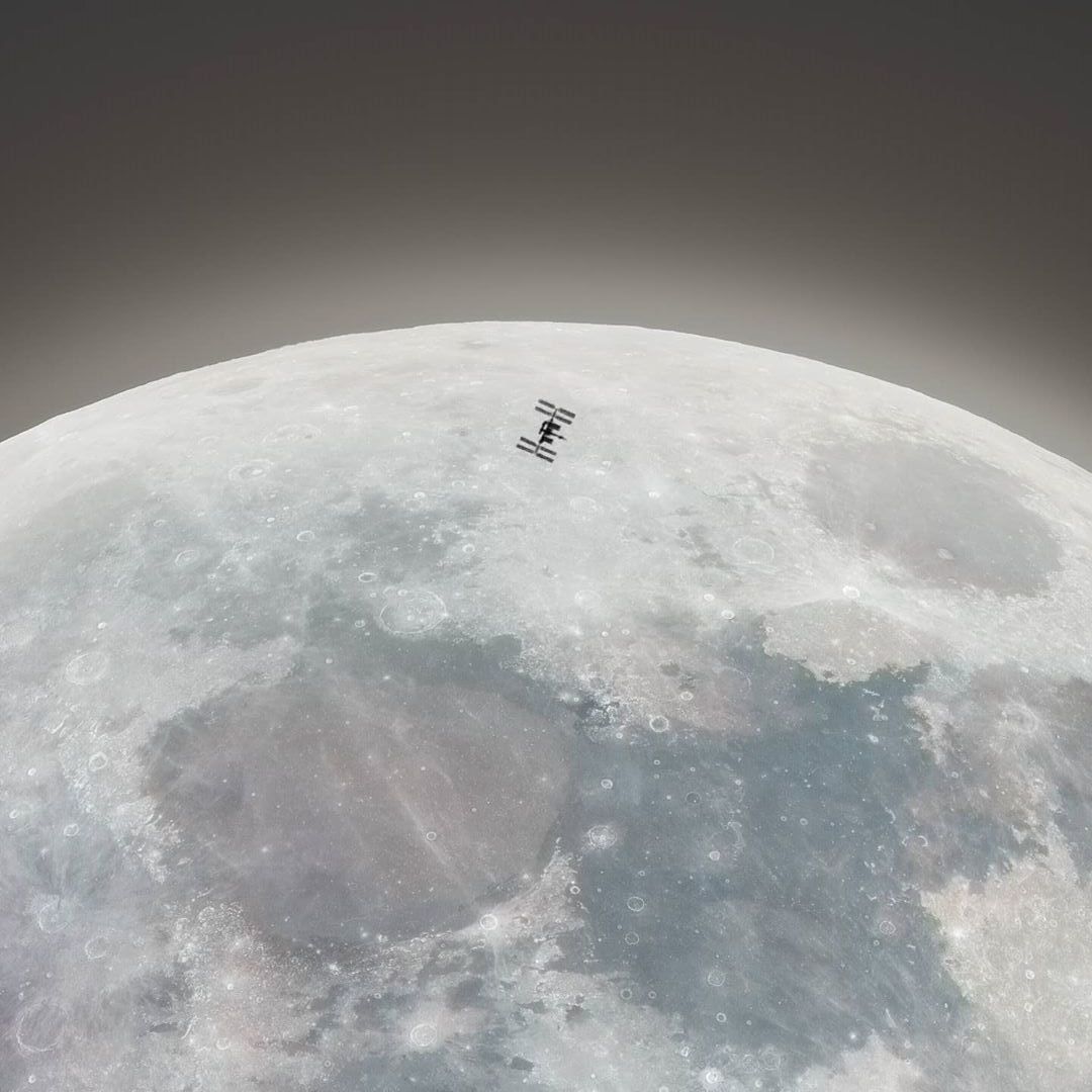 wonderofscience's tweet photo. After years of trying photographer Andrew McCarthy has captured this stunning photo of the International Space Station transiting the Moon.

Purchase prints: https://t.co/10LsKOljQ8
Follow Andrew on Instgram: https://t.co/LYVHgwts94 https://t.co/4jyAsNtSrH