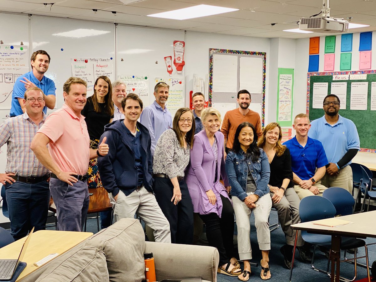 Gonzale1Kelly's tweet photo. Working hard! #DHAPR1DE ⁦@gordon_daniel_p⁩ ⁦@nehelelove⁩ https://t.co/vN6RkHxSaJ