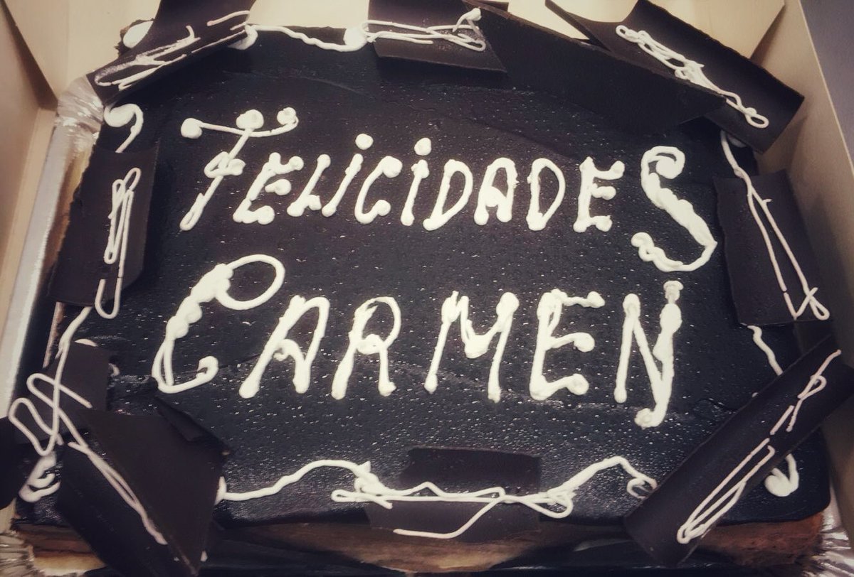 celiciaspara's tweet photo. Son días complicados pero también hay motivos para celebrar y nos encanta aportarles un buen postre #singluten

#calidadsingluten #glutenfree #postres #tartas #celiacos #obrador #madrid https://t.co/WDnThjQnAj