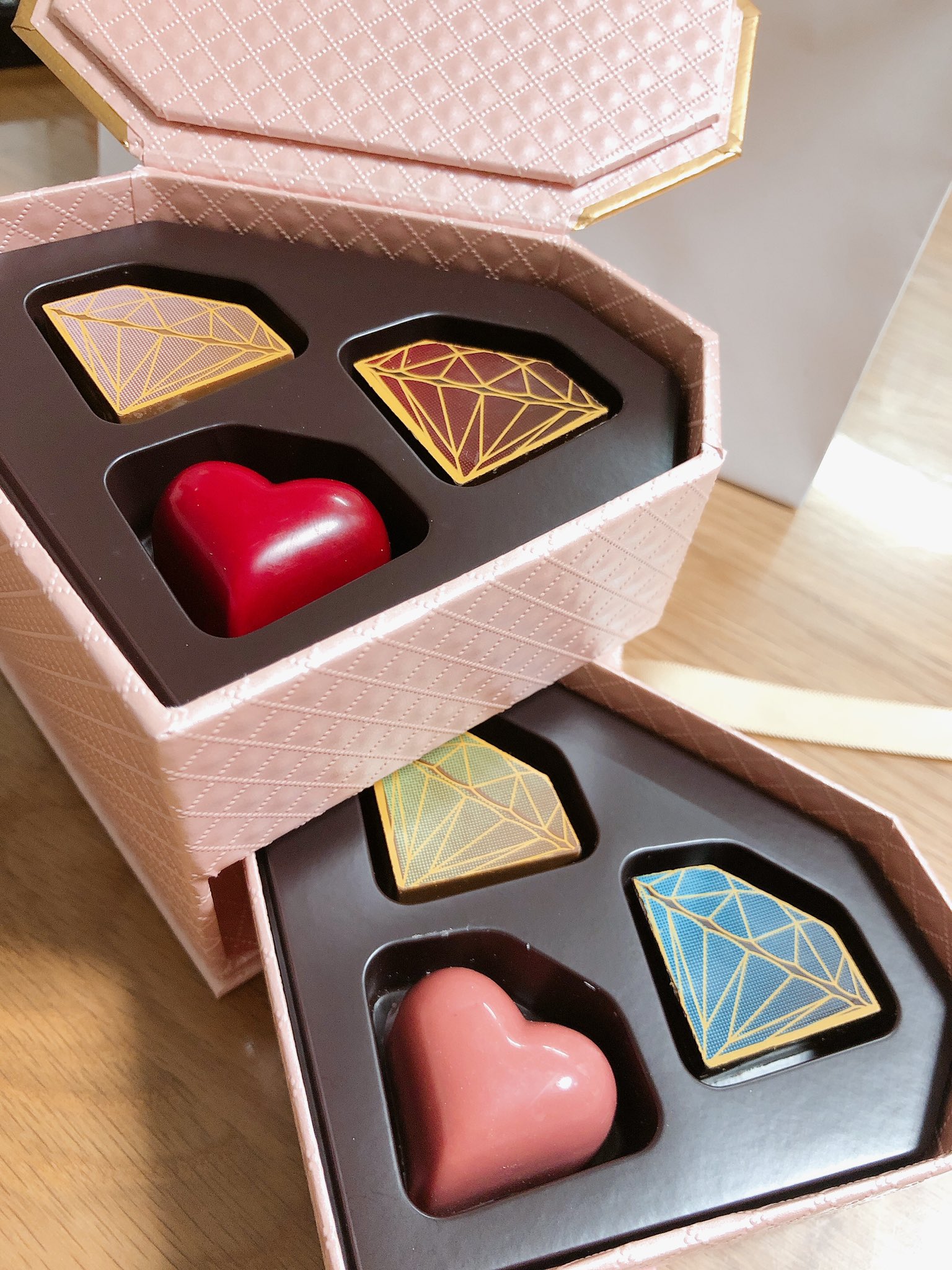 あうる U X パパからちょっと早めのホワイトデーもらった 高島屋限定 デルレイうまい T Co Kzi61dqcxo Twitter