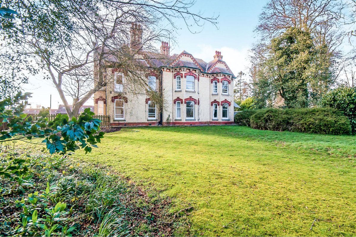 This extravagant, former grand home sits on a 1.5 acre plot in the village of #Kirton, #Lincolnshire and dates back to the 1900's. This property is taking part in the Big Open House event on March 28th and 29th.