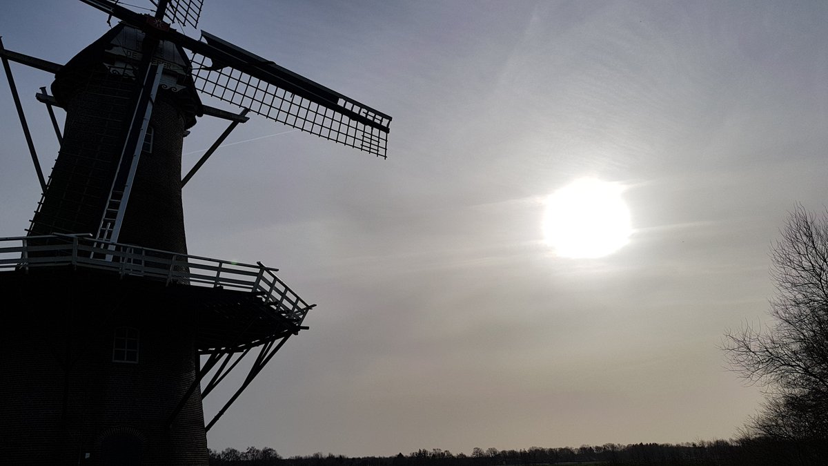 Vanmiddag is molen de Juffer gesloten.
Zaterdagochtend weer open van 10-12 uur.