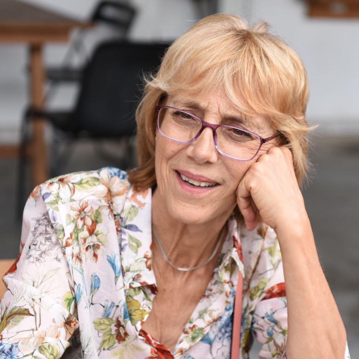 L Imma Colomer ahir va rebre el guardó de la Creu de Sant Jordi i no podem estar més feliços per ella i per compartir escenari cada cap de setmana amb #undiaqualsevol
#CreudeSantJordi @OTarrason <a href="/peralesraul/">Raül Perales</a>