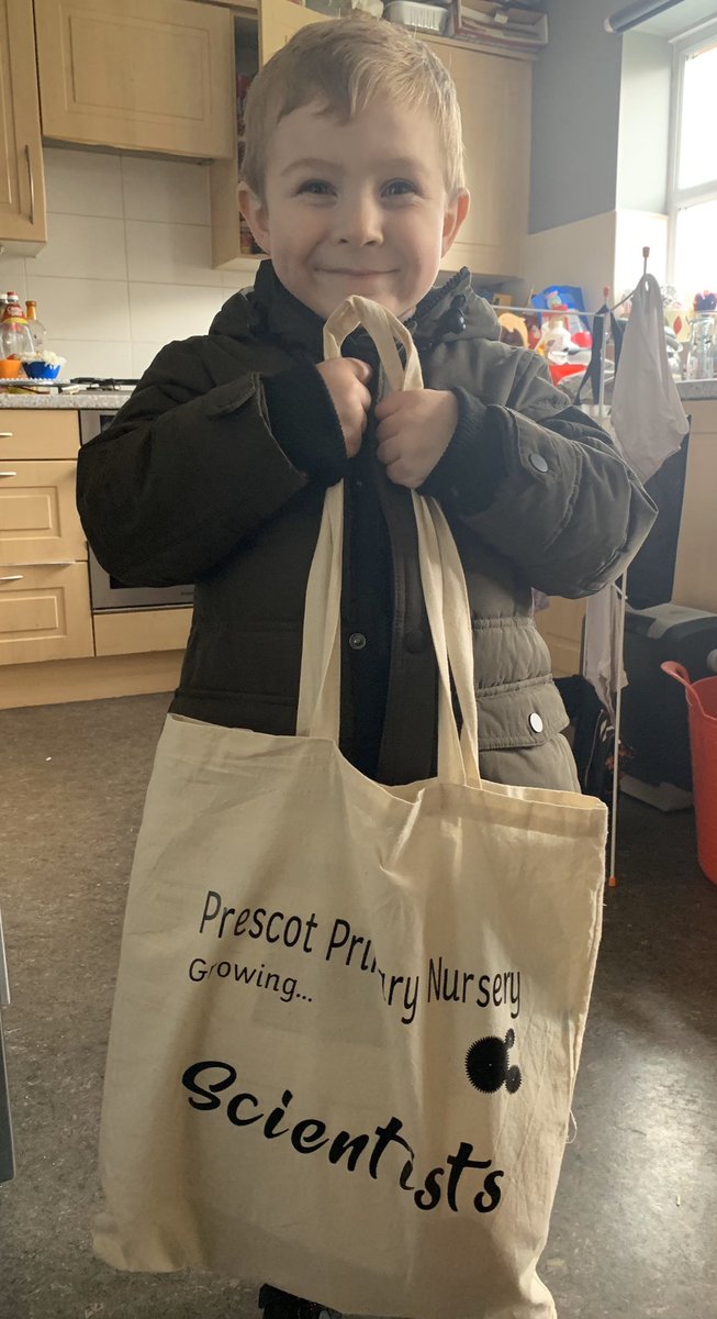 lyndsara's tweet photo. @PCPNursery Alexander loving the science homework bag. https://t.co/1y3pDgaL4J