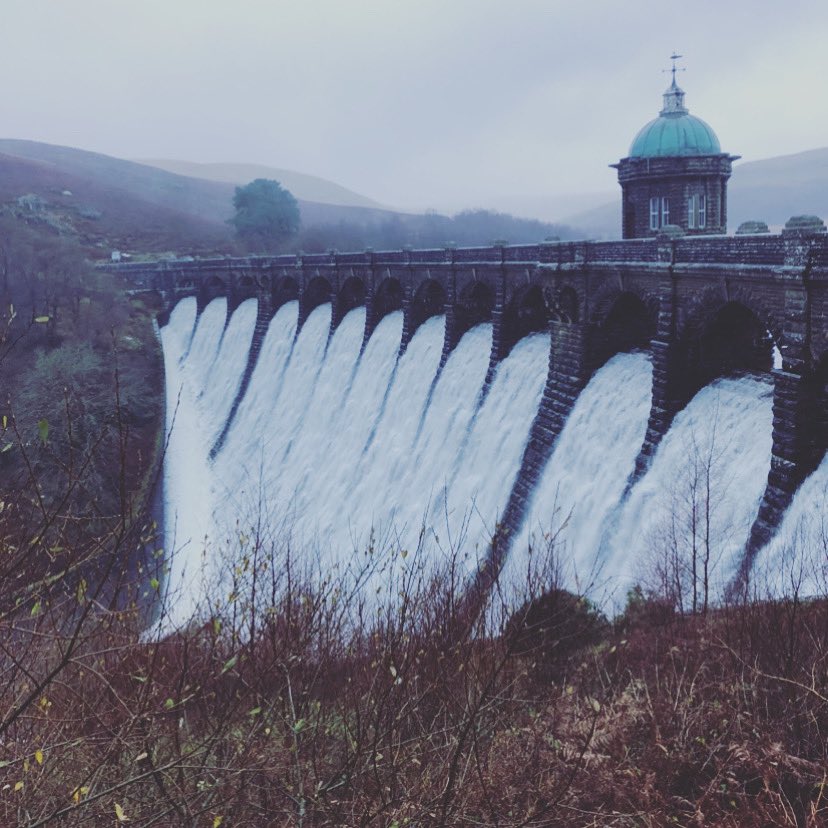 We are only a 20 minute drive from The Elan Valley, The most instagrammed place in Wales! And with Wales being the Destination of choice for 2020 now is the perfect time to book your next break!
Call 01982 553132 to book yours now!