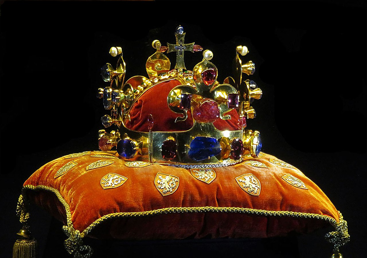 Holy Roman Empire Association HREA on Twitter "The Crown of Saint