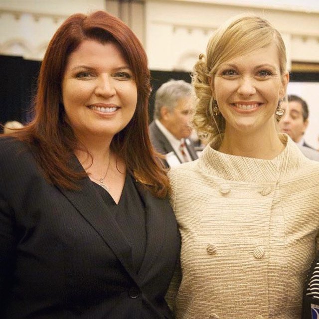 legallyrenee's tweet photo. “...Renee has created, implemented and led more programming positively impacting and shaping the future of our profession than any other Bar leader in recent time...”
-Melanie Griffin, Past @TheFlaBar Board of Governors, Past @FlaBarYLD President. Thank you @melaniesgriffin! https://t.co/psxKCTmiC0