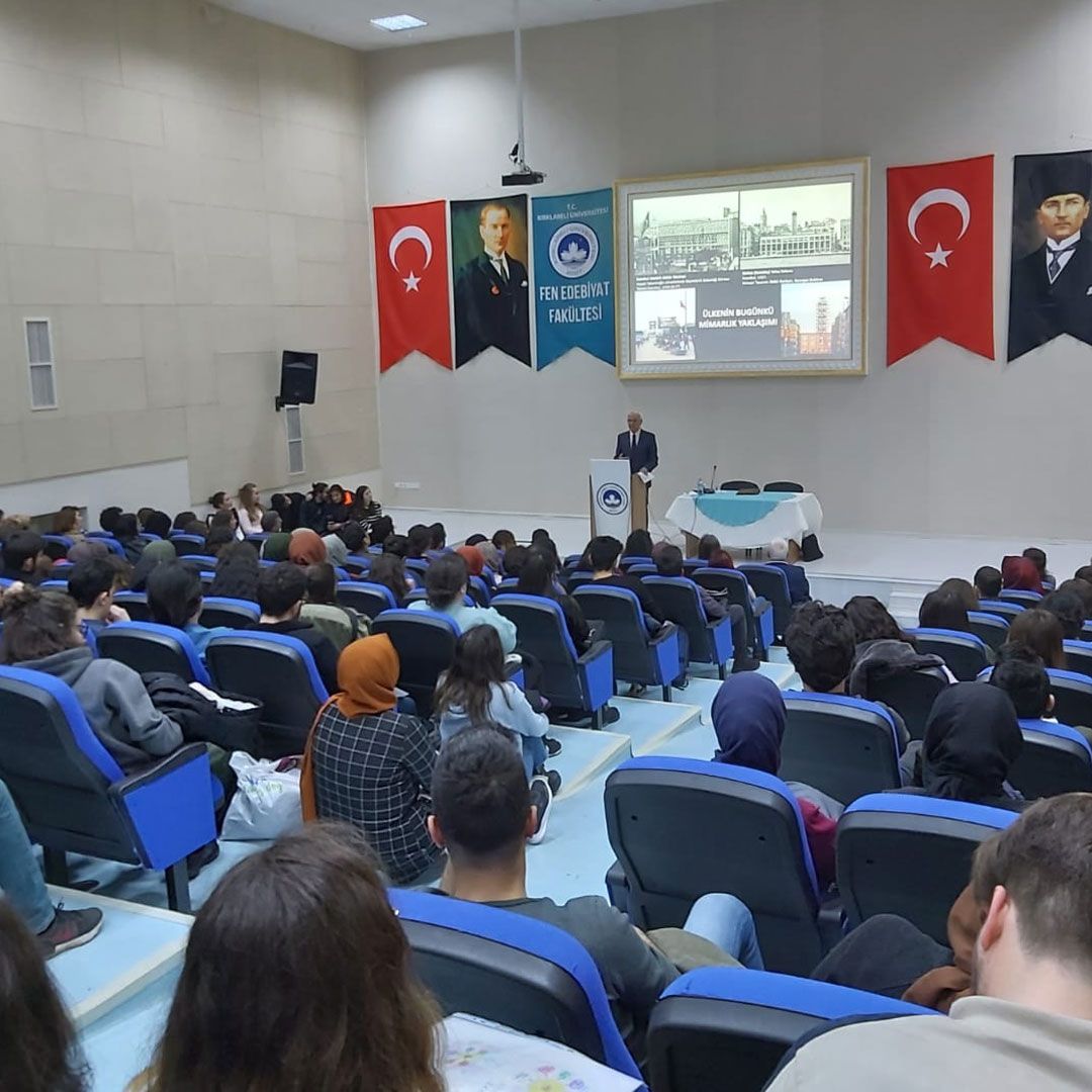 YEMKitabevi's tweet photo. Doğan Hasol’un “YEM Kitabevi Yazar Söyleşileri” kapsamındaki konferansı Kırklareli Üniversitesi'nde başladı!⠀⠀
#yemkitabevi #yemkitabevicom #yazarsoylesileri #doganhasol #kirklarelinuniversitesi https://t.co/9qFdU43f81