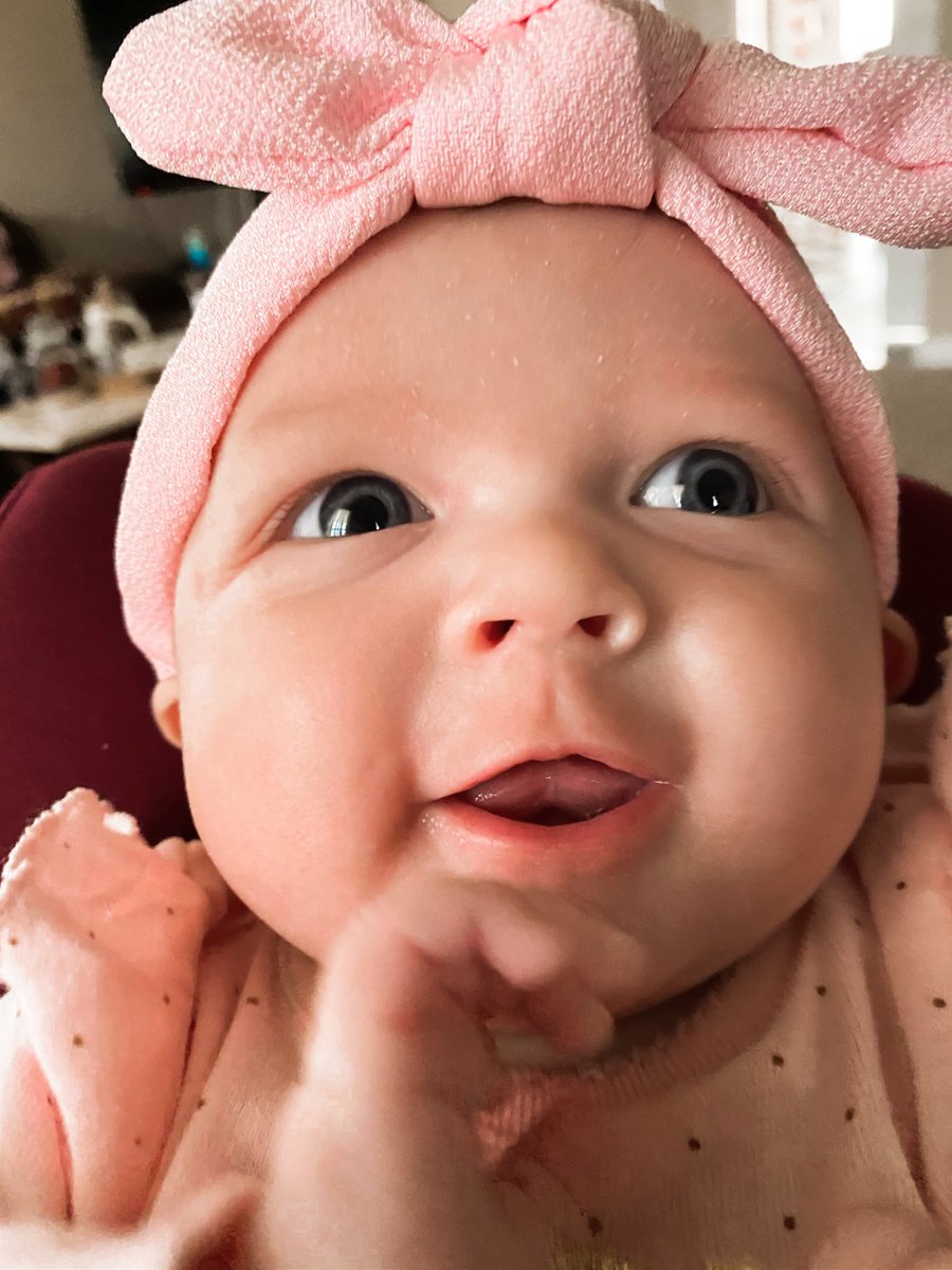 Jessica_Raae's tweet photo. She’s perfect. My precious angel baby face. https://t.co/sFaXBt8IRt