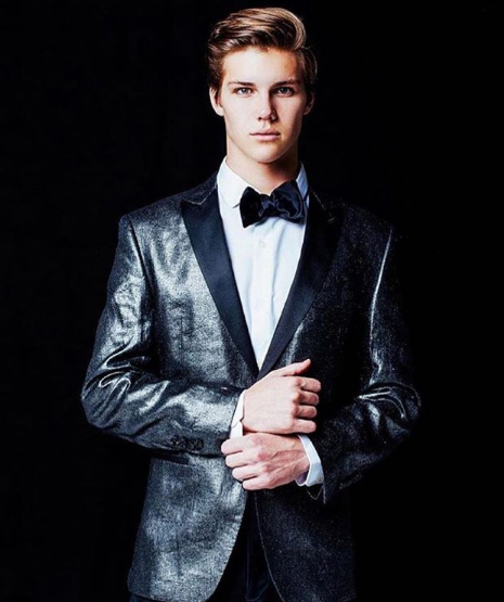 It’s National Promposal Day! The Modern Gent offers affordable &amp; top-of-the industry rental packages with everything you need to look great at Prom: bit.ly/TMGLPR

#promposal #nationalpromposalday #prom #themoderngent #moderngentstyle #moderngent