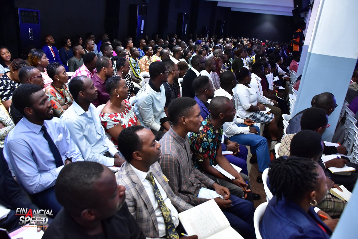 mastersplace's tweet photo. Pastor @DavidIbiyeomie gave us deep insights on
Becoming A Business Giant.
#TMPService #FinancialSpeed #Day2MorningSection https://t.co/jAyWiDe0Bg