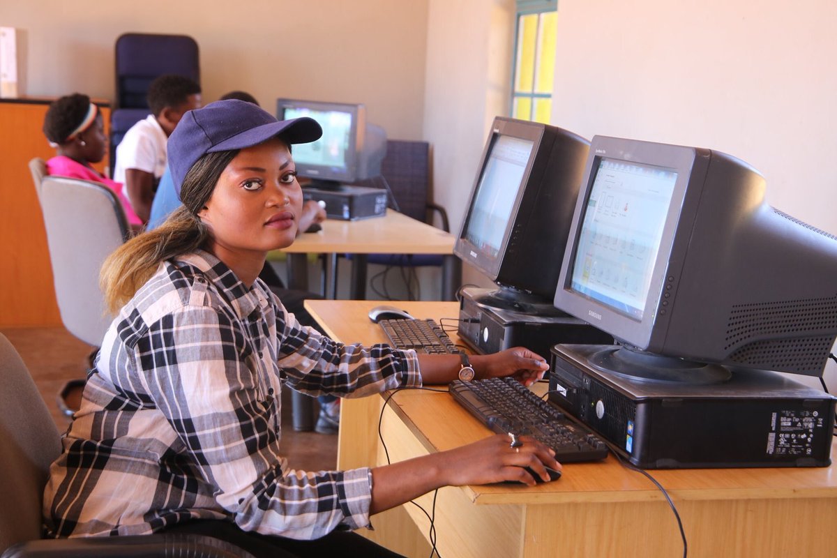 HumanaSA's tweet photo. Our Child Aid Tubatse programme supports women and young girls to drive their own development, scaling up enterprises and income-generating #2020MovingForward #WomenInAction https://t.co/ZH0Drewf86