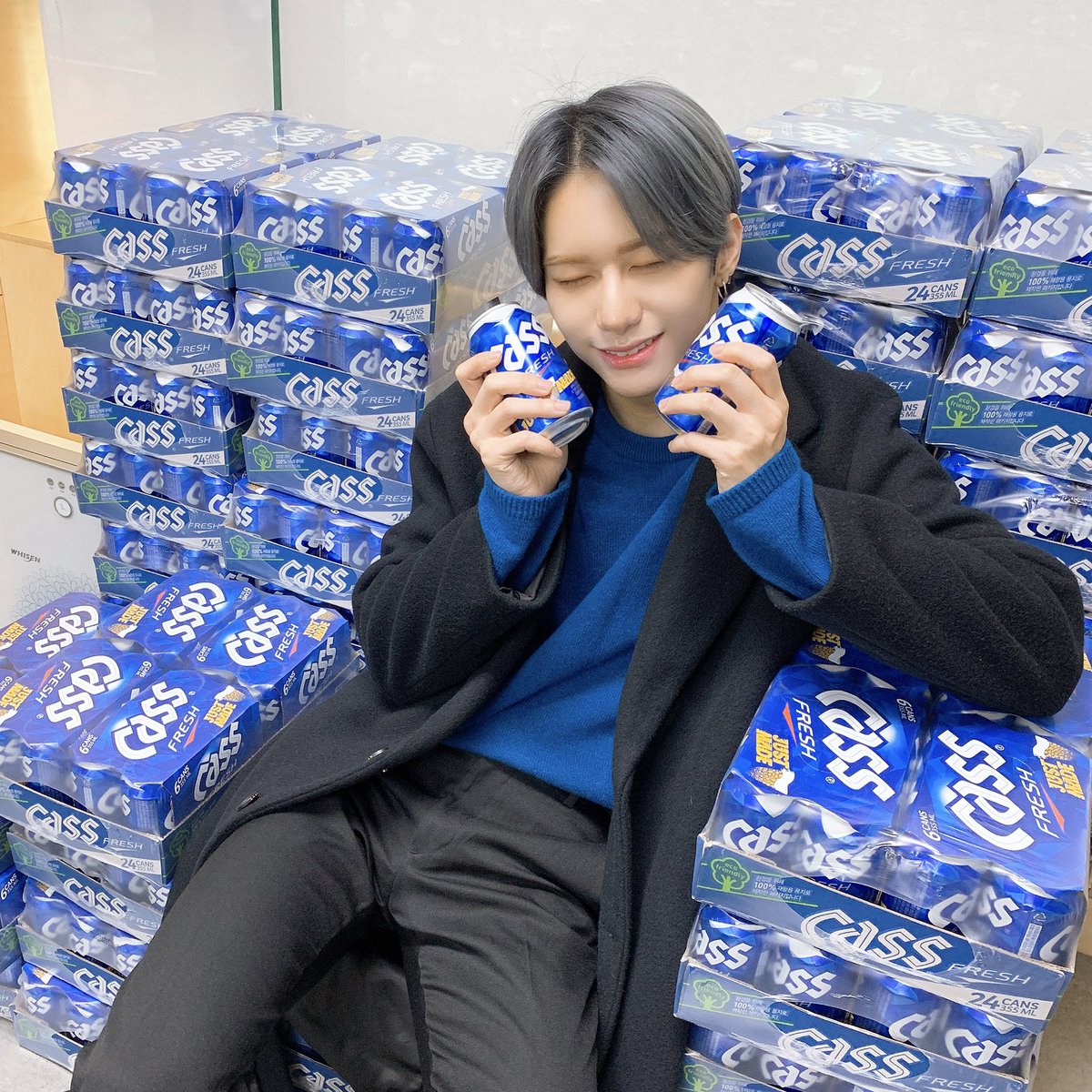 NewWorld_VICTON's tweet photo. [#승식 ]  짜잔!! 카스~~~응식 입니다!!
앨리스 그리고 카스 너무 너무 감사드려요!!ㅠ-ㅠ💙💛
@CASS_digital https://t.co/ydy5CeFzUB