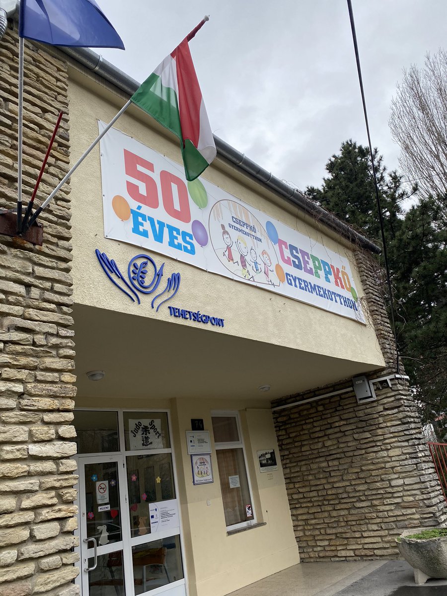 ClaireLangman's tweet image. The students are visiting Csepkö today, experiencing how health and care applies to children in an orphanage setting in Budapest #AssistantPractitioner #ClinEdOnTour