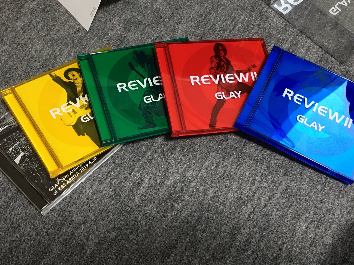 mikitty3_ooide's tweet photo. と、届いたー😭😭😭😭😭🙏💕💕💕💕💕
#GLAY #GLAYREVIEW #REVIEWII全国キャンペーン中 #いつかのメロディ #いつものメロディ #REVIEW2 #HISASHIさん毎日あなたの事考えてます https://t.co/rbFgW6hidF