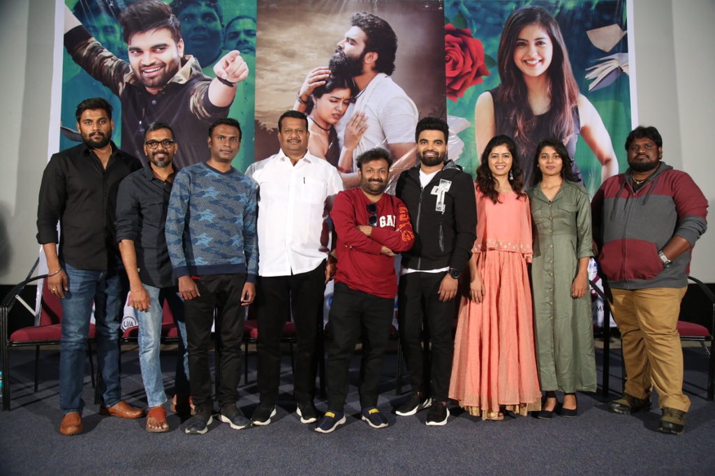 SVProductions5's tweet photo. Pics from Release date announcement Pressmeet of
#30RojulloPreminchadamEla 

Releasing on this Ugadhi March 25th
 
@impradeepmachi 
@Actor_Amritha @boselyricist 
@DirectorMunna1 @anuprubens
@UV_Creations @GA2Official 

#30RojulloPreminchadamElaOnMarch25 https://t.co/vQI6T12grP