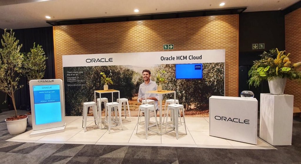 Mason_Company's tweet photo. HR Directors Conference at Century City Conference Centre, Cape Town.
The team produced an interactive content-driven exhibition stand which will ensure delegate interaction, generate leads and data capturing for our long-standing client Oracle - #OracleHR #HRDC2020 https://t.co/9qPOyUhgv5