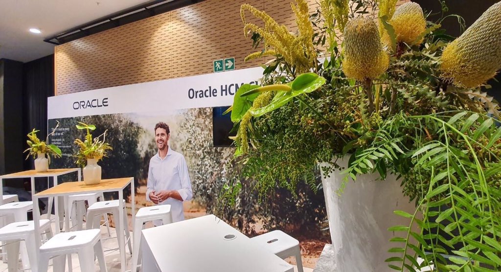 Mason_Company's tweet photo. HR Directors Conference at Century City Conference Centre, Cape Town.
The team produced an interactive content-driven exhibition stand which will ensure delegate interaction, generate leads and data capturing for our long-standing client Oracle - #OracleHR #HRDC2020 https://t.co/9qPOyUhgv5