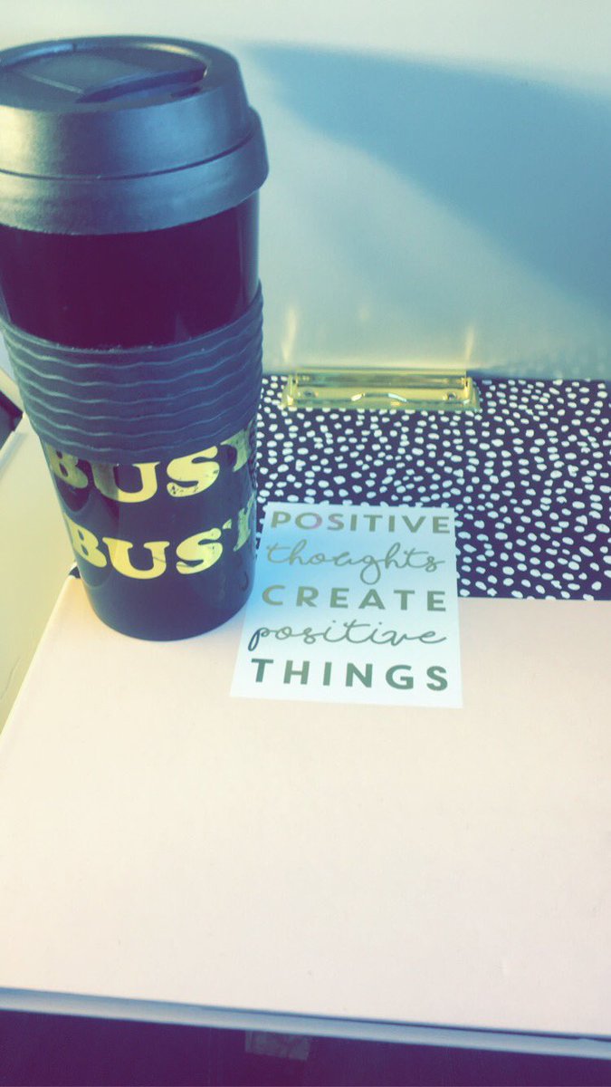 And the journey has began to London for the <a href="/NursingTimes/">Nursing Times</a> student awards judging session! Wish me luck! 😊😊 #stna #BeInspired <a href="/amybabs87/">Amy Hughes</a> @lynneolyn @SHSBangor <a href="/BangorNursing/">Bangor Nursing Society</a>