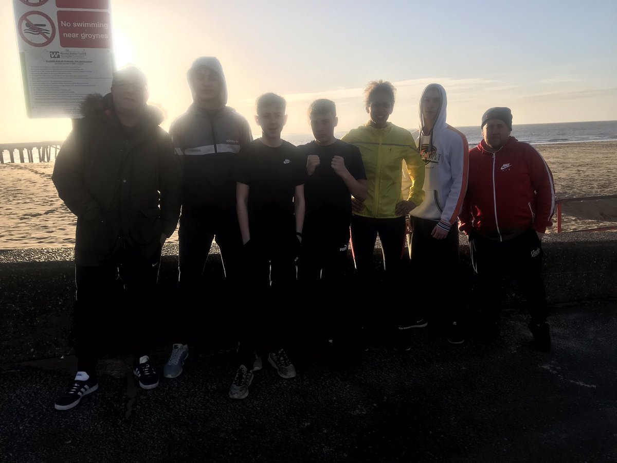 Ultimate_Boxing's tweet photo. Well done all this morning.
6.30am. Claremont Pier. Every Monday & Wednesday. Come down and have a go with Spring Boxing Academy.
.
@England_Boxing
#ultimateboxing sponsored by @cooke_vc #vccooke @TweetsBySpring #springboxingacademy #improvingpeopleslives #springboxer #boxing https://t.co/1imrujZ8uW