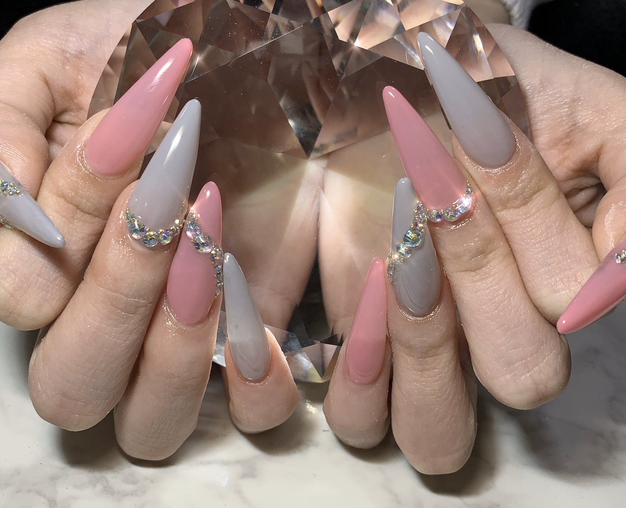 村田 奈津季 なおちゃんネイル スカルプ ポイントネイル ピンクネイル グレーネイル 毎月ありがとう 自宅ネイル Nail T Co Je5inqrwlw Twitter