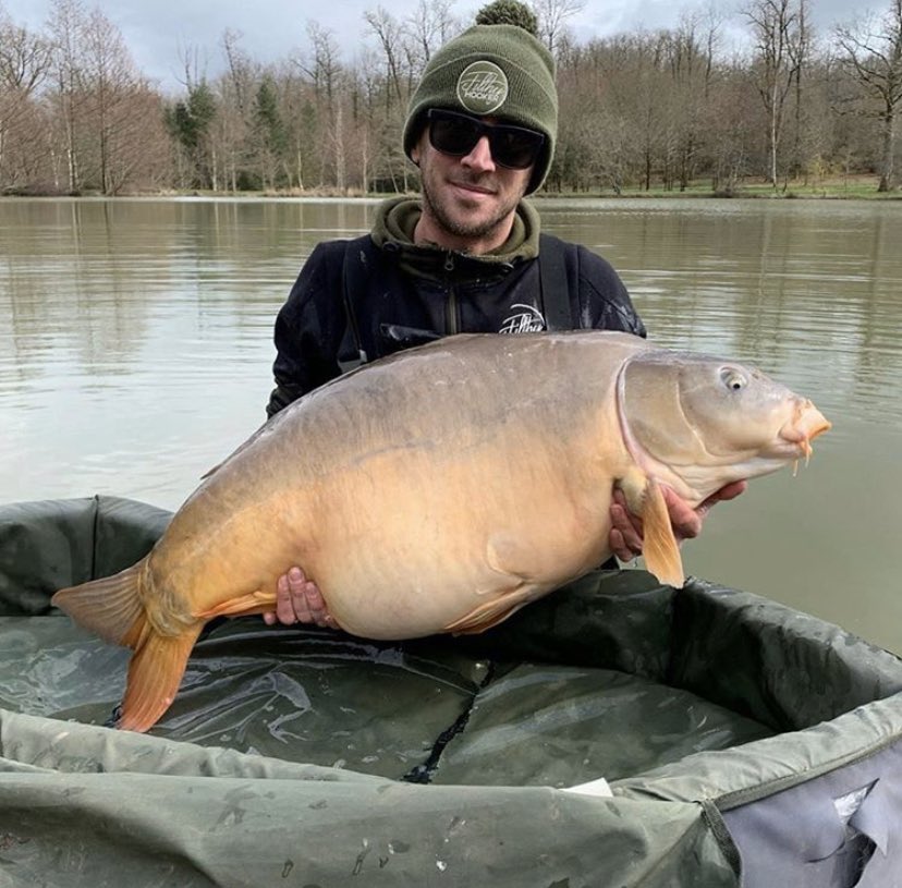Big shout to Mark Harman for this stunning 52lb CHUNK! he’s had during his trip to France 🇫🇷 Top Carp fishing Mark!! 💪🏻🎣 
Loving the <a href="/_FilthyHooker_/">Filthy Hooker</a> Tracksuit and Beanie👌🏻🔥 
Filthy-Hooker.com 
<a href="/TheCARPbible/">Carp Bible</a> 

#Carp #CarpFishing #Fishing #TheCARPbible <a href="/RickyRayment/">Ricky Rayment</a>