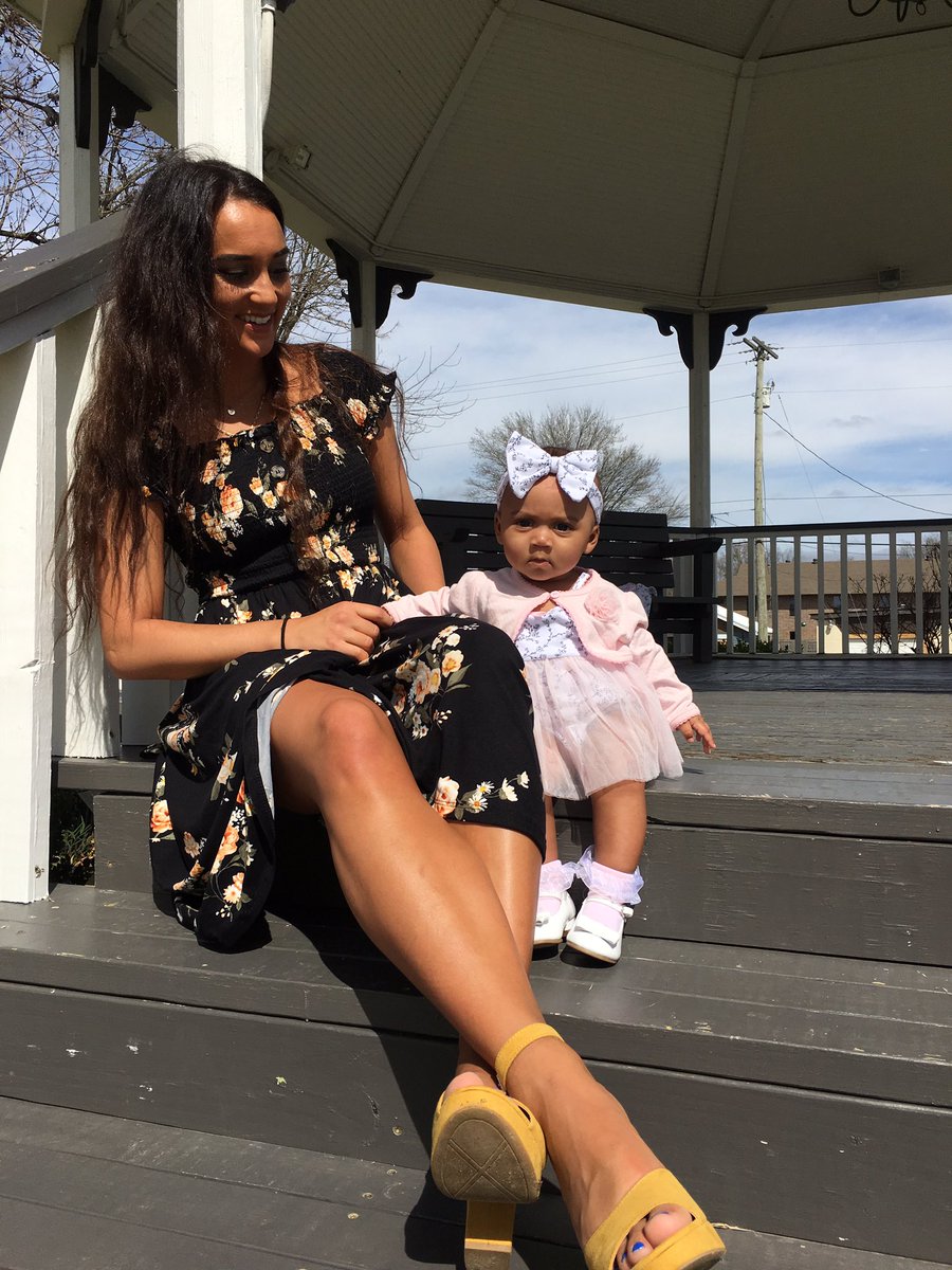 GoCassGo's tweet photo. Starting to get the hang of this mommy thing🧡 #singlemom #ripgrandma #spring #babyjacie https://t.co/snbc3FzXun