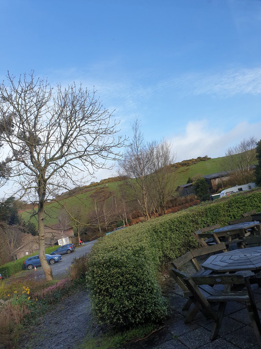EtonEndSchool's tweet photo. Tasty little continental breakfast this morning, as the sun's started to peek out over the hillside! #WeAreEtonEnd #Devon2020 #whatsthatyellowthinginthesky https://t.co/hrGQZVH8oT