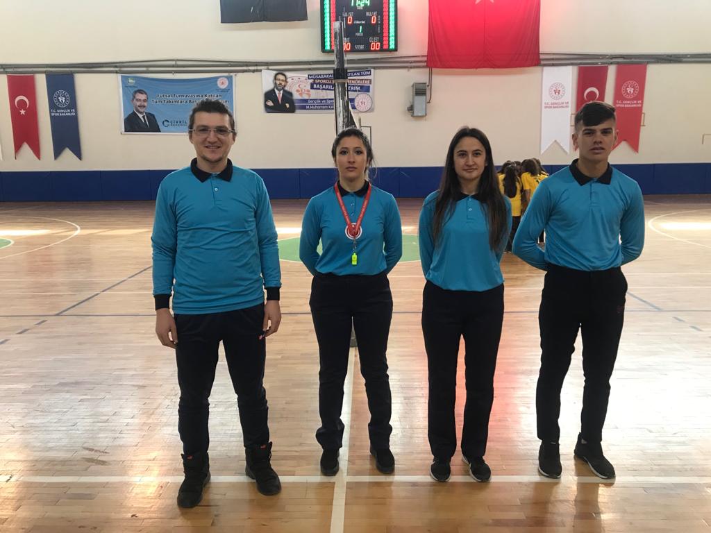 Okul Sporları Küçük Kızlar #Voleybol Müsabakaları tüm heyecanıyla devam etmektedir. <a href="/AIbanoglu/">Ali Ibanoglu</a> @Denizli_GSB <a href="/avniyazivural/">Niyazi Vural 🇹🇷</a> <a href="/Civril_GSIM/">Çivril Gençlik Spor</a> <a href="/ErkanDundar20/">ErkanDündar</a>
