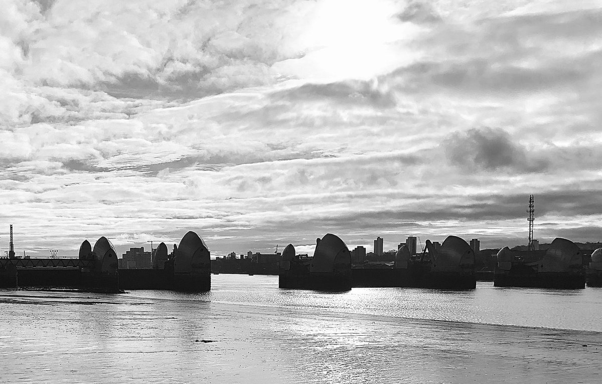 gbtpo's tweet photo. The Thames Barrier is closing this morning to protect central London from flooding @AlanBarrierEA tells us this is the 190th time the barrier has closed #HighSpringTide @RoyLilley https://t.co/IRHbzEyhgL